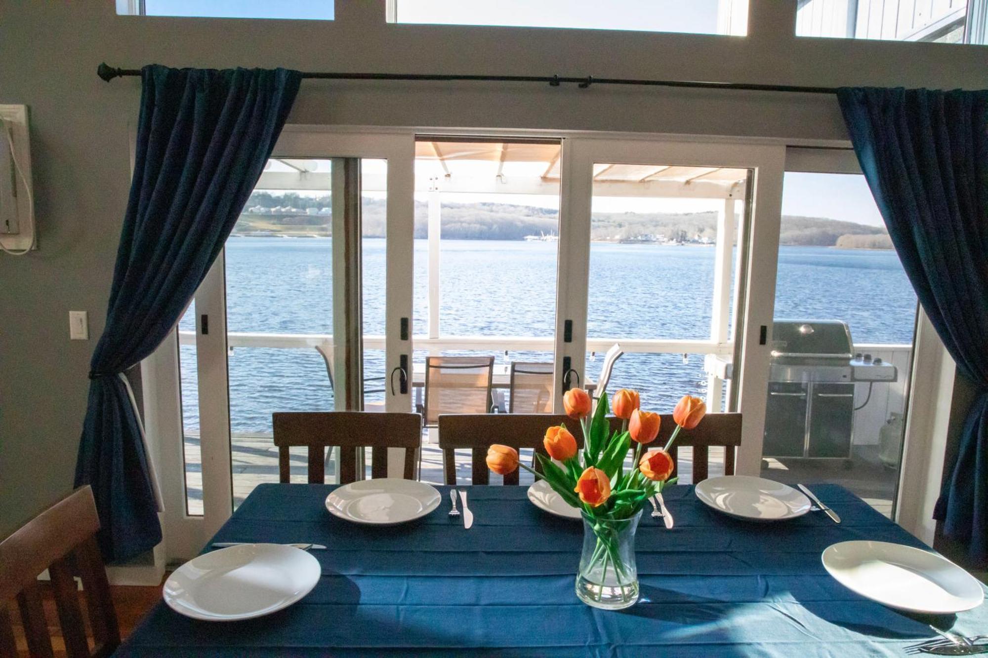 Holiday home Spectacular With A Amazing Ocean - River View Groton