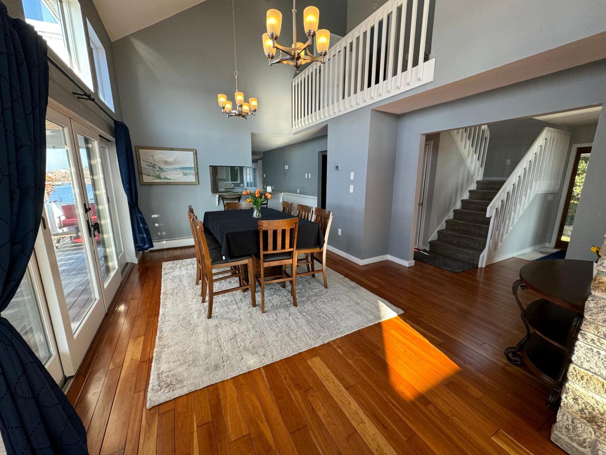 Spectacular With A Amazing Ocean - River View